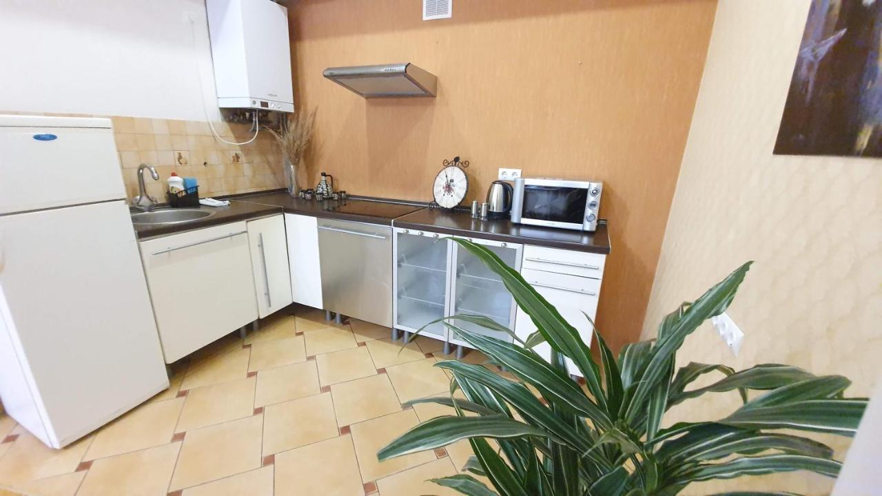 Demar Apart Herzena Lviv Exterior foto