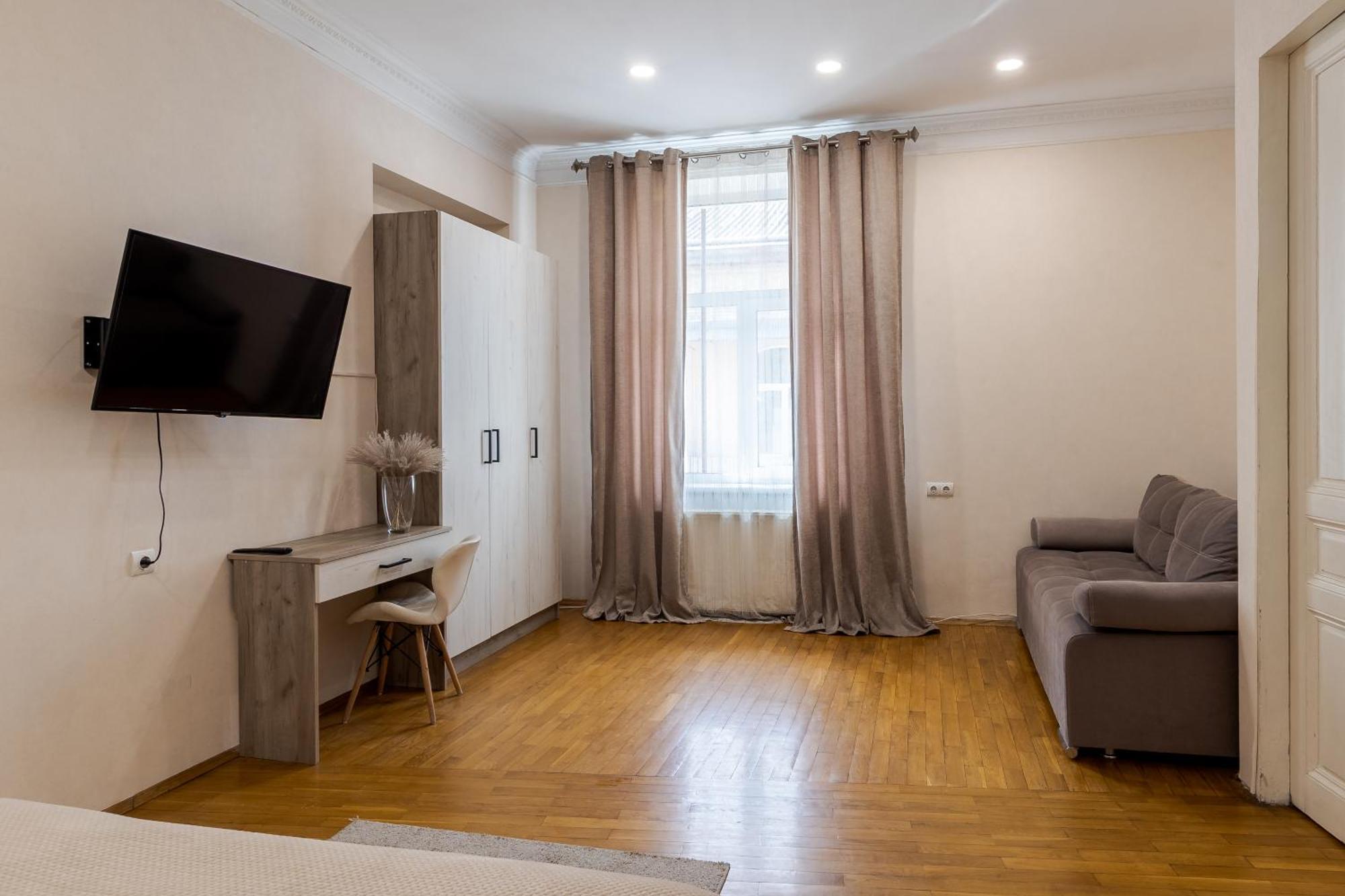 Demar Apart Herzena Lviv Exterior foto